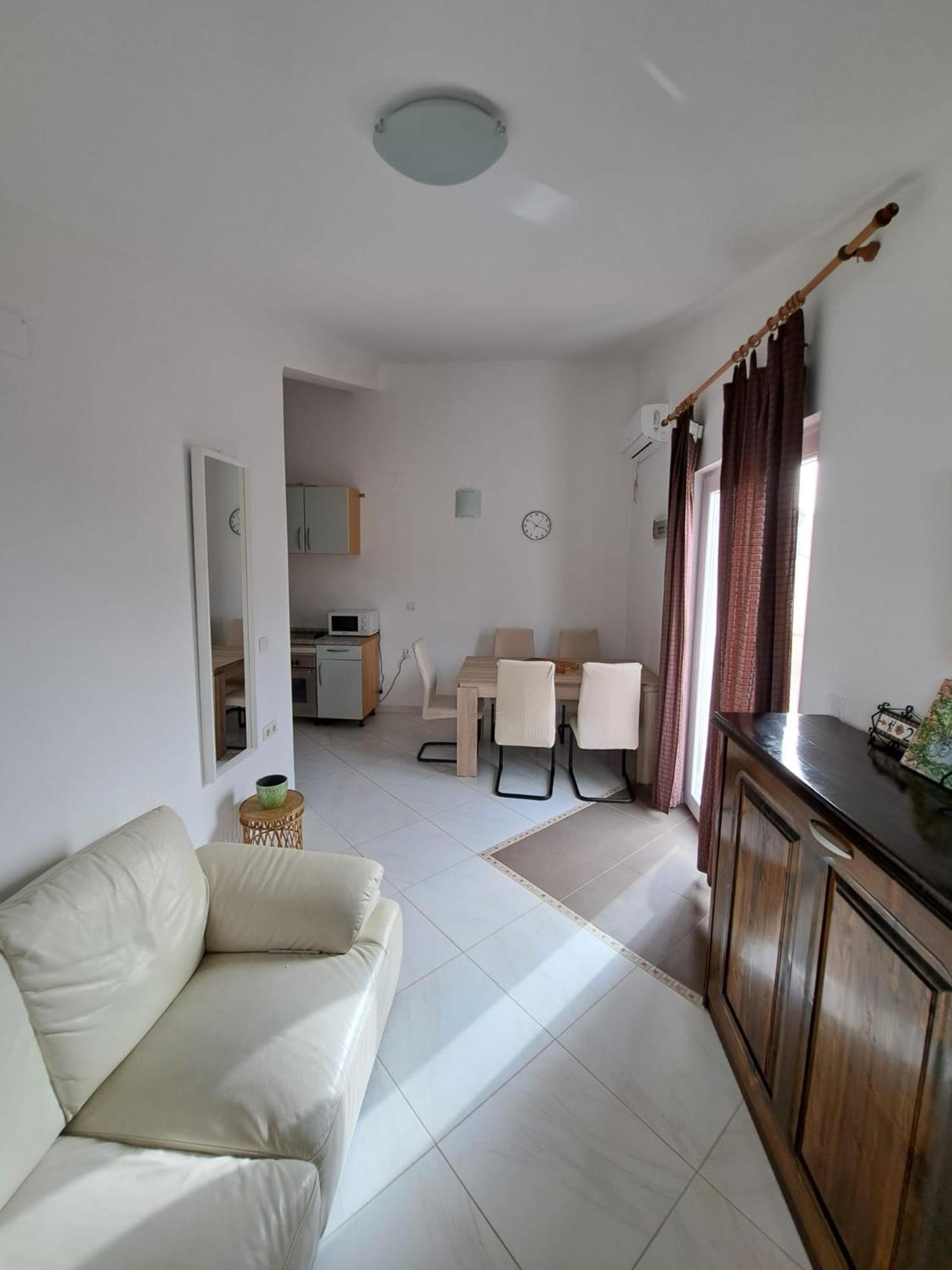 Apartments Maretic Mandre Buitenkant foto